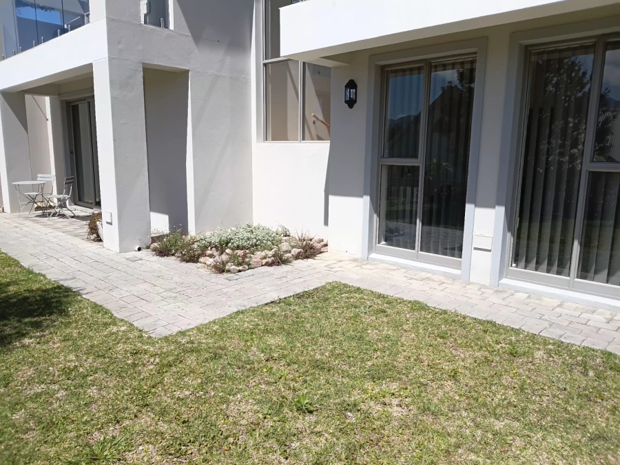 To Let 1 Bedroom Property for Rent in Kraaibosch Western Cape